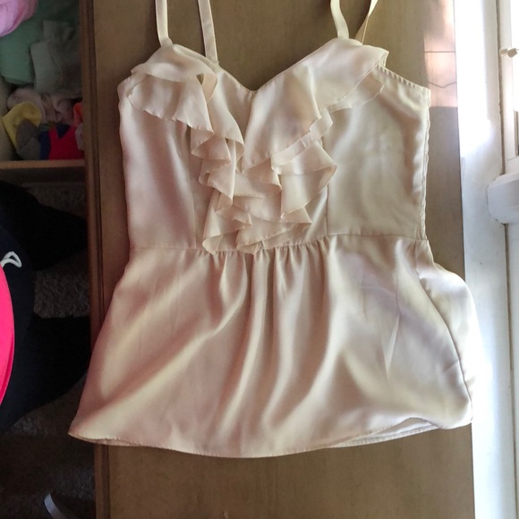 Tank - Picture 3 of 4